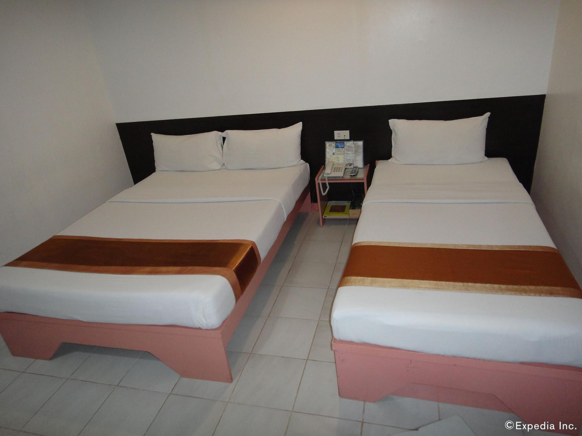Hotel Pier Cuatro Cebu Dış mekan fotoğraf