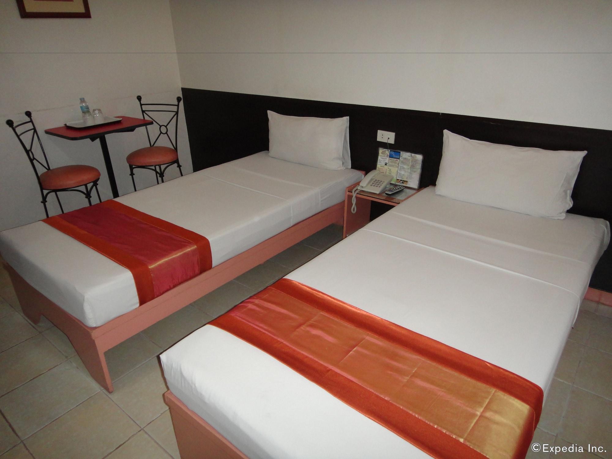 Hotel Pier Cuatro Cebu Dış mekan fotoğraf