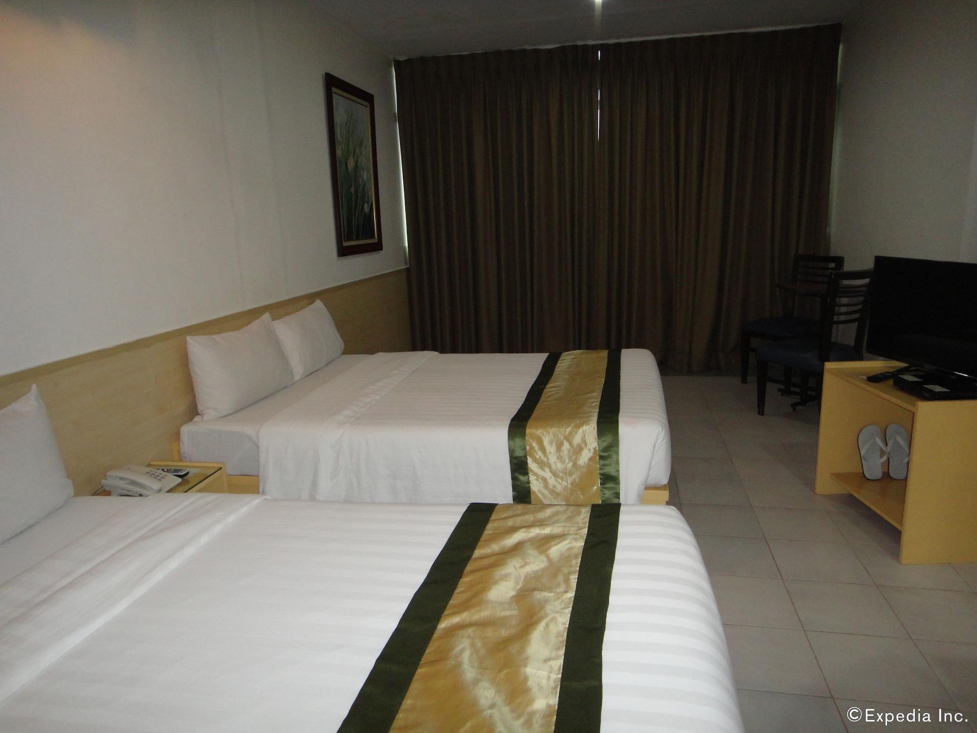 Hotel Pier Cuatro Cebu Dış mekan fotoğraf