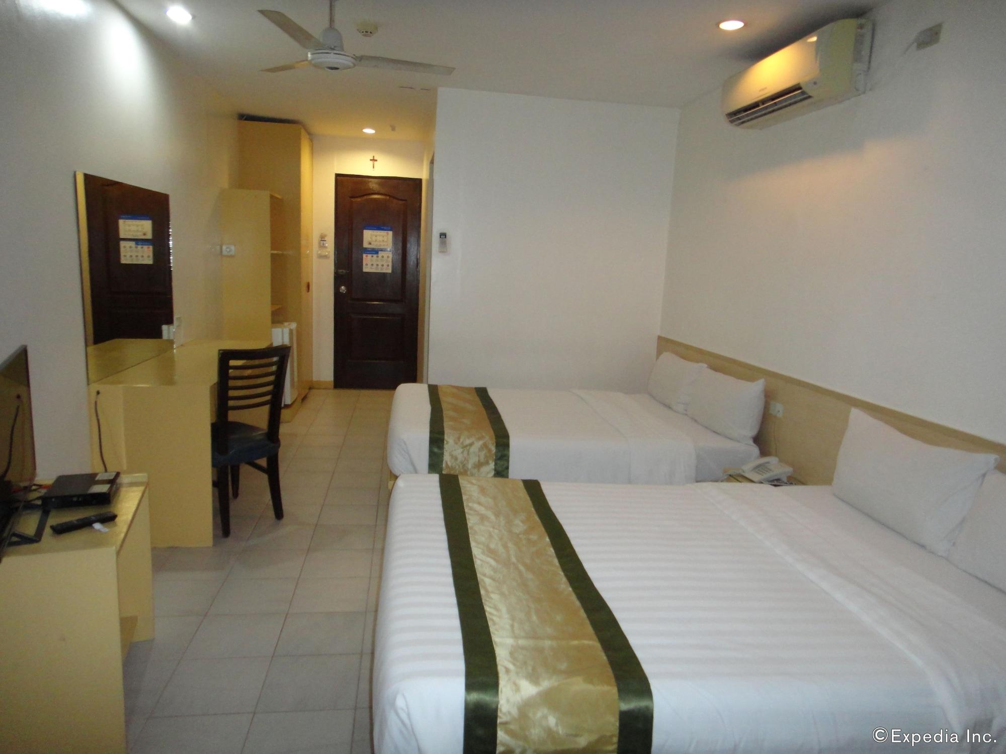 Hotel Pier Cuatro Cebu Dış mekan fotoğraf