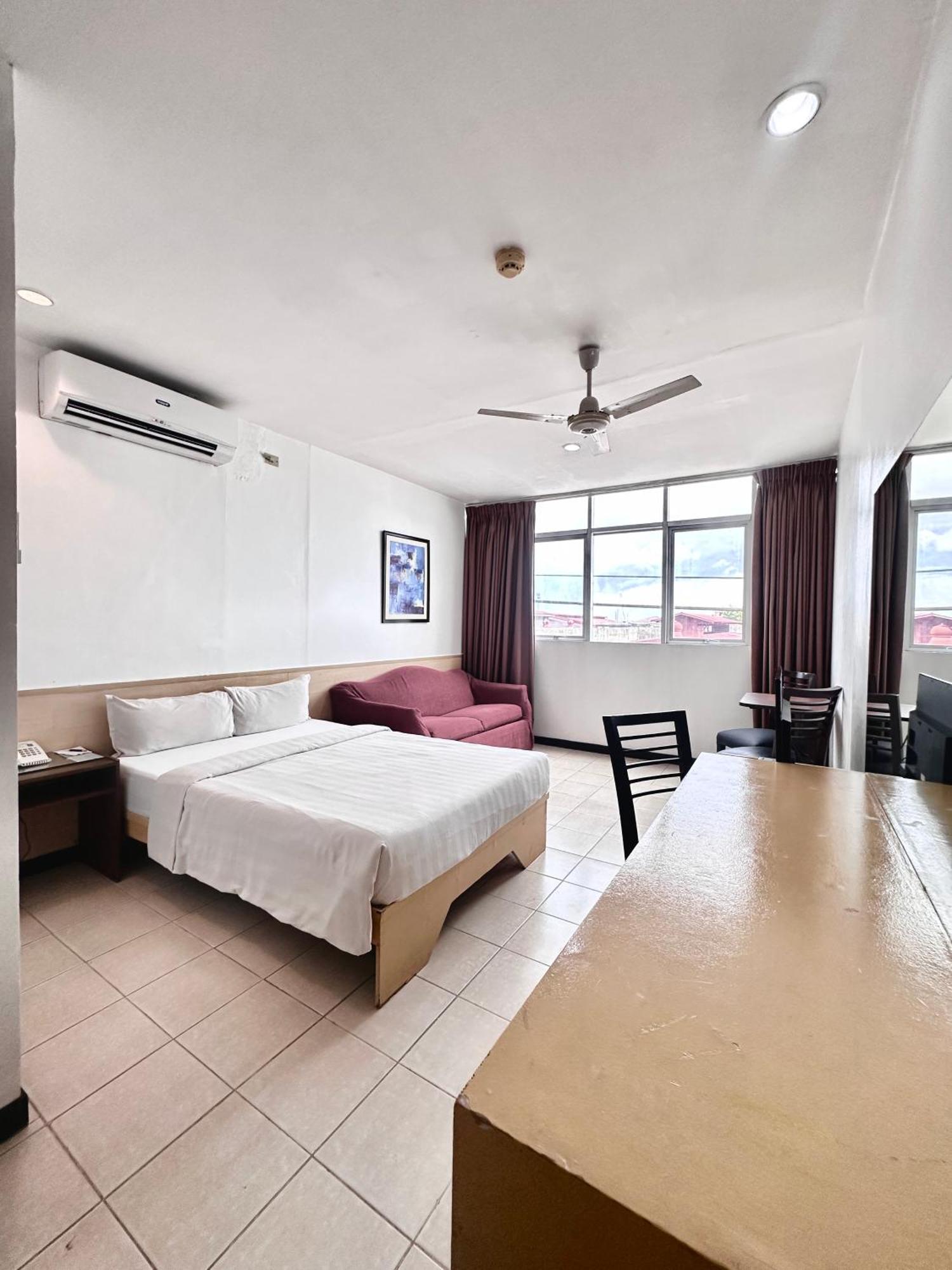 Hotel Pier Cuatro Cebu Dış mekan fotoğraf