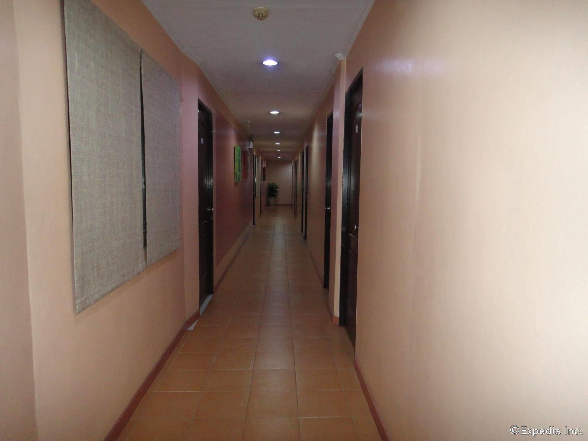 Hotel Pier Cuatro Cebu Dış mekan fotoğraf